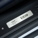 Vehicle photograph 80