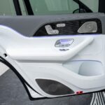 Vehicle photograph 42