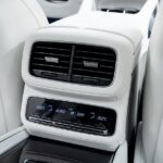 Vehicle photograph 51