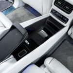 Vehicle photograph 52