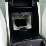 Vehicle photograph 59