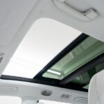 Vehicle photograph 76