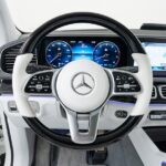 Vehicle photograph 79