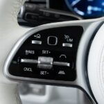 Vehicle photograph 80