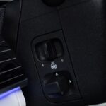 Vehicle photograph 81