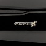 Vehicle photograph 30