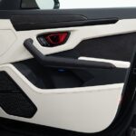 Vehicle photograph 37