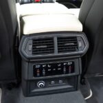 Vehicle photograph 49
