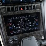 Vehicle photograph 75