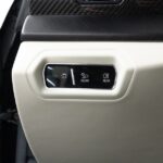 Vehicle photograph 84