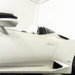 Vehicle photograph 11