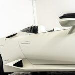 Vehicle photograph 15
