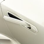 Vehicle photograph 16
