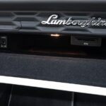 Vehicle photograph 84