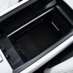 Vehicle photograph 95