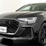 Vehicle photograph 7