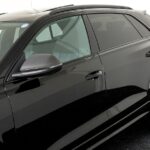 Vehicle photograph 8