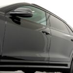 Vehicle photograph 9