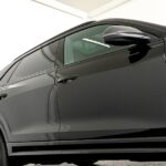 Vehicle photograph 13