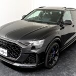 Vehicle photograph 19