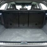 Vehicle photograph 60