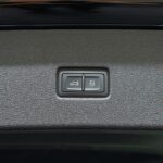 Vehicle photograph 64