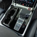 Vehicle photograph 82