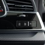 Vehicle photograph 88
