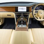 Vehicle photograph 5