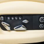 Vehicle photograph 106