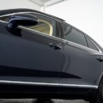 Vehicle photograph 11