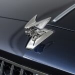 Vehicle photograph 24