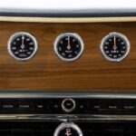 Vehicle photograph 84