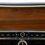 Vehicle photograph 85