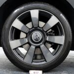 Vehicle photograph 104