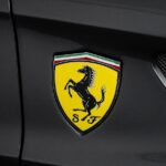 Vehicle photograph 18