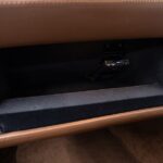 Vehicle photograph 82