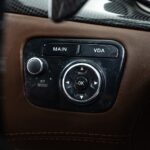 Vehicle photograph 84