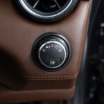 Vehicle photograph 85