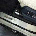 Vehicle photograph 106