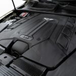 Vehicle photograph 122
