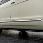 Vehicle photograph 19
