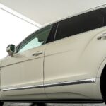 Vehicle photograph 38