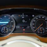 Vehicle photograph 77