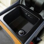Vehicle photograph 97